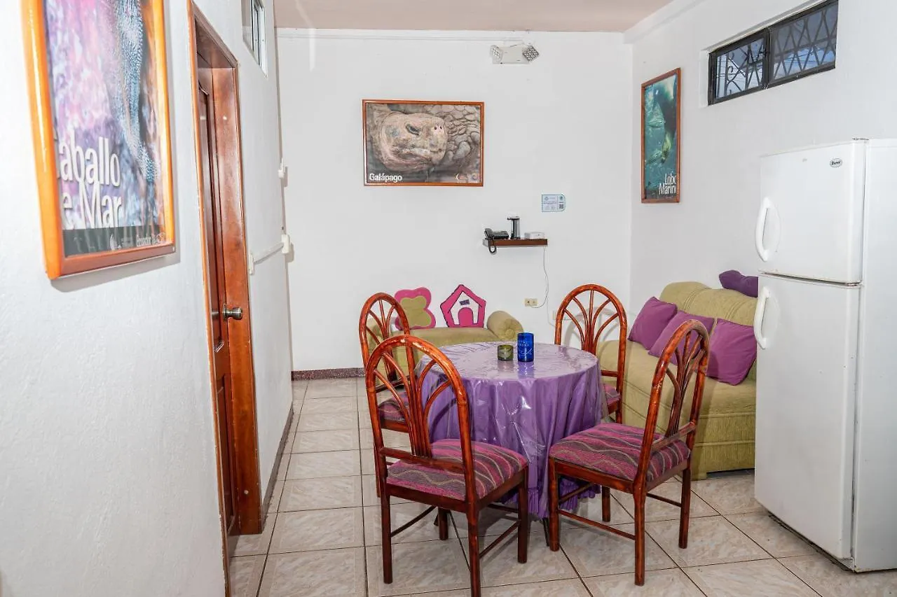 Apartment Tintorera Guest House Puerto Ayora  Ecuador