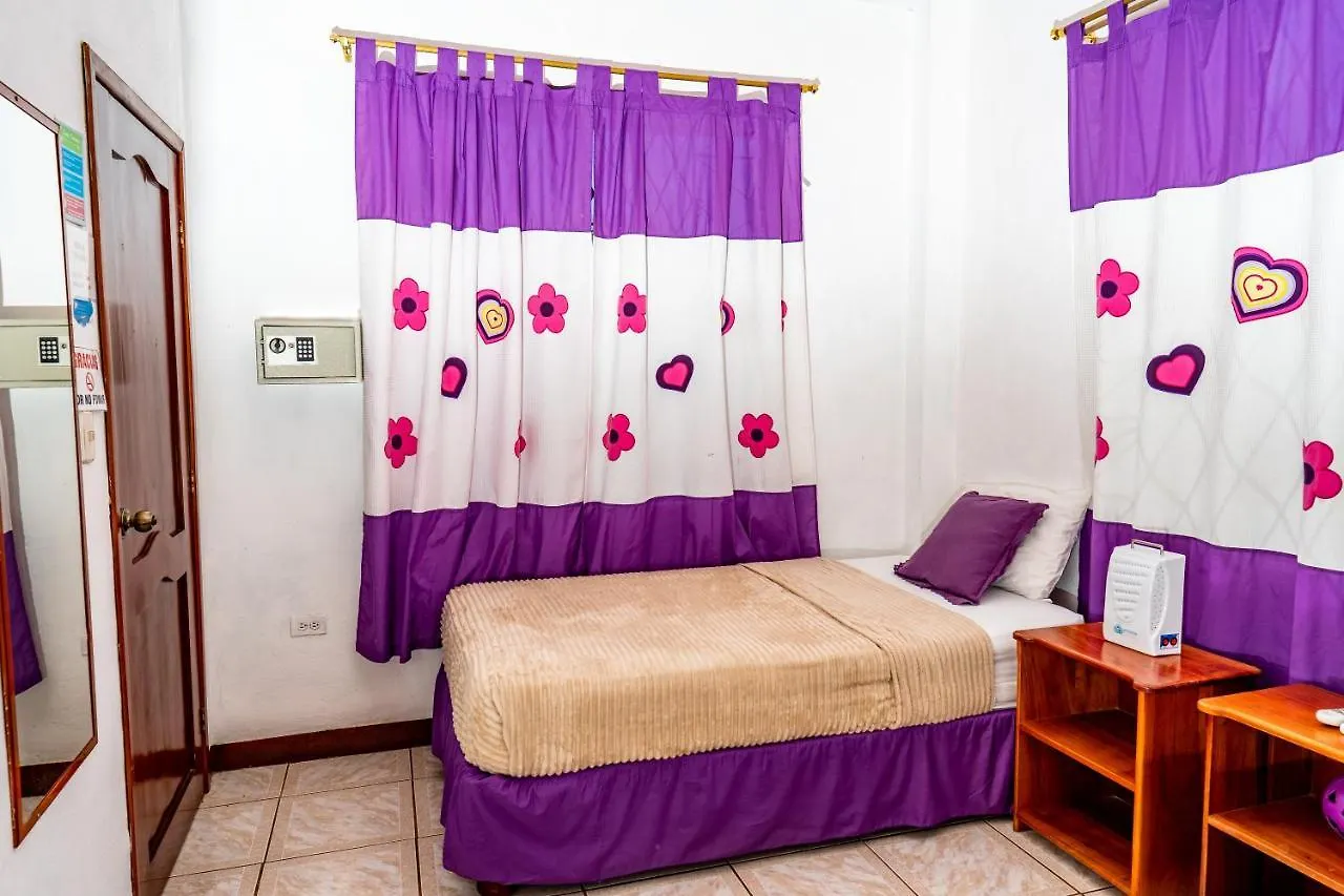 Tintorera Guest House Puerto Ayora  Puerto Ayora (Galapagos Islands)