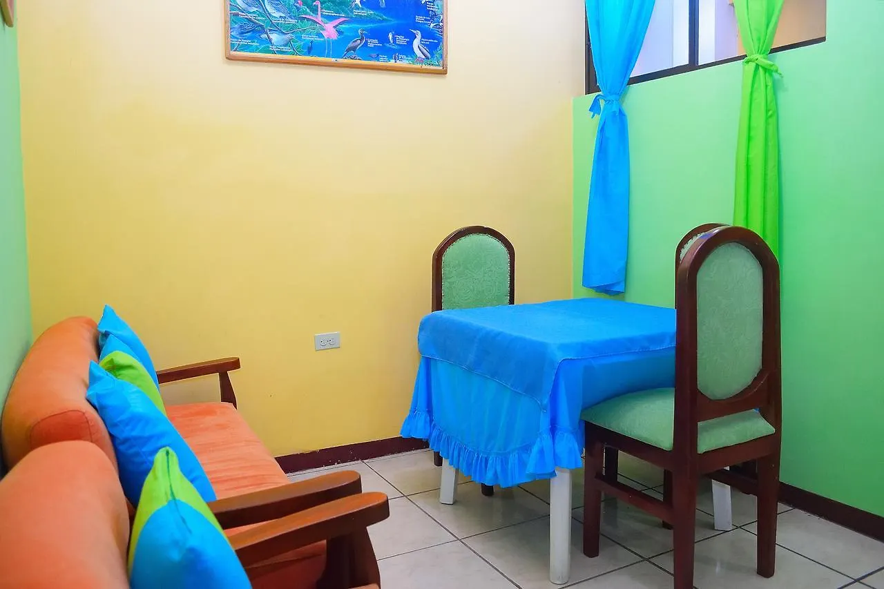 Tintorera Guest House Puerto Ayora