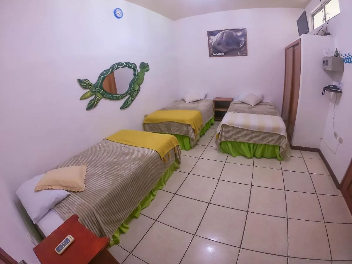 Tintorera Guest House Puerto Ayora  Ecuador